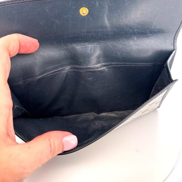 Gucci Beige GG Canvas Wallet with Black Leather Trim & Gold Chain - Picture 3 of 4